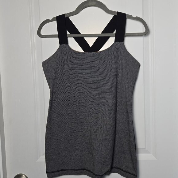 Lululemon Tank with Graphic logo straps - 10 Black w/White micro stripe - Picture 1 of 5